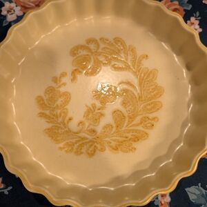 Pfalzgraff 9" Quiche Dish No Callouts